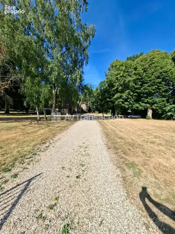 Maison 8 pièces 163 m² à vendre à Illiers-L'eveque (27770) - photo 2