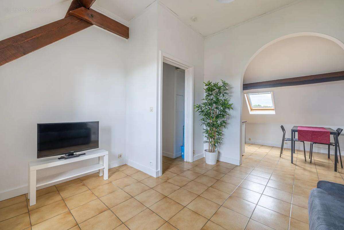 Appartement à JUVISY-SUR-ORGE