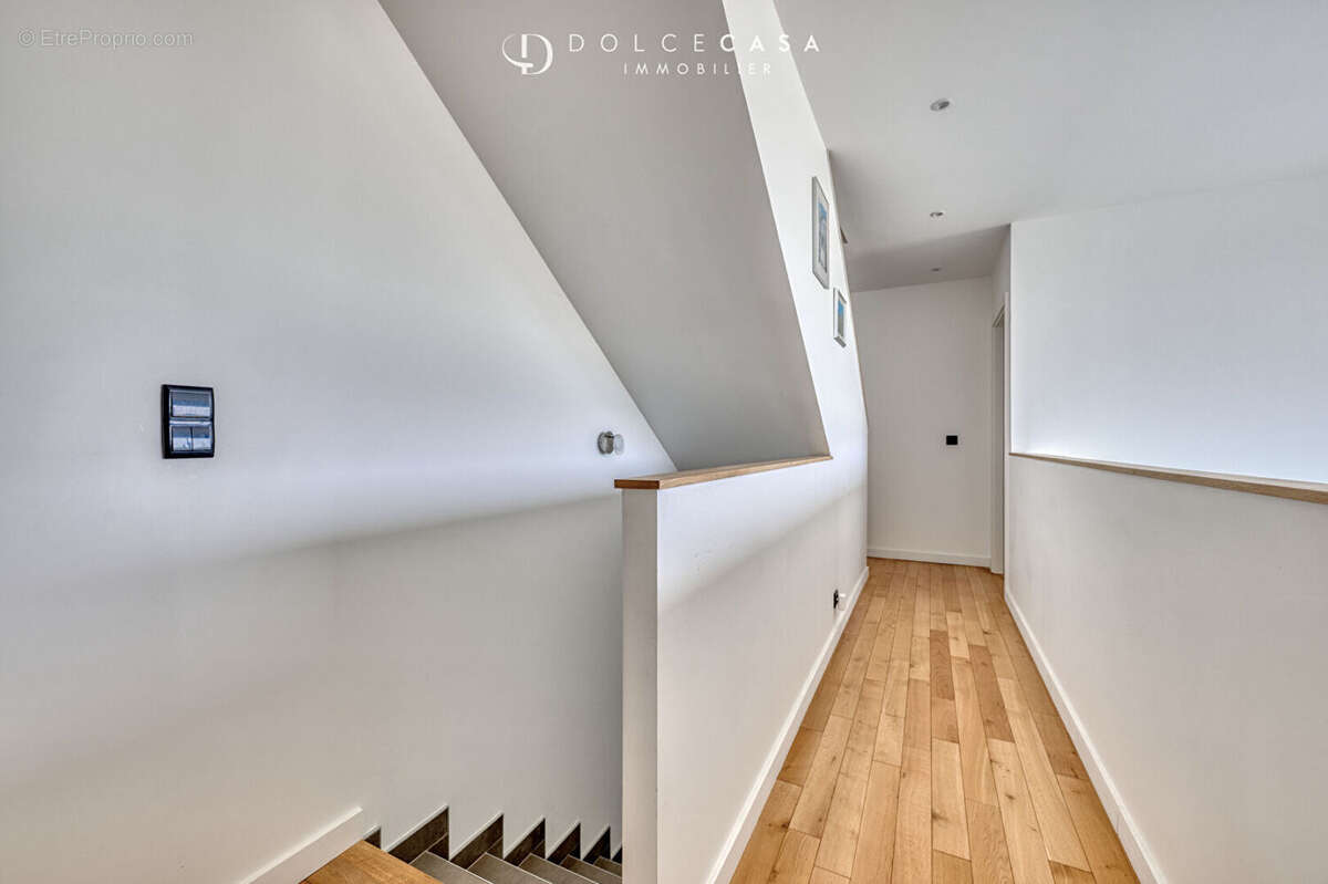 Maison à BRY-SUR-MARNE