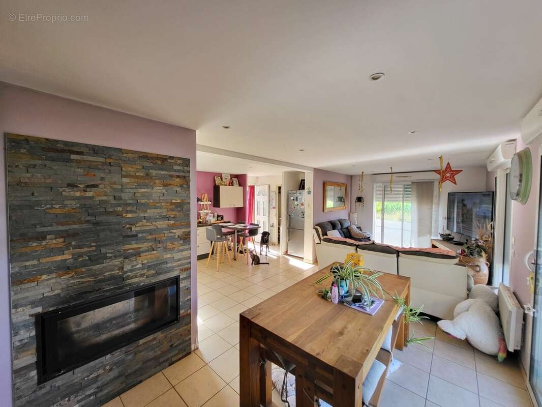 Maison contemporaine à vendre 8 pièces ARGOL (29) - photo 6