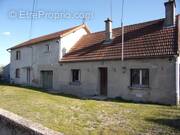 Appartement à AVERMES