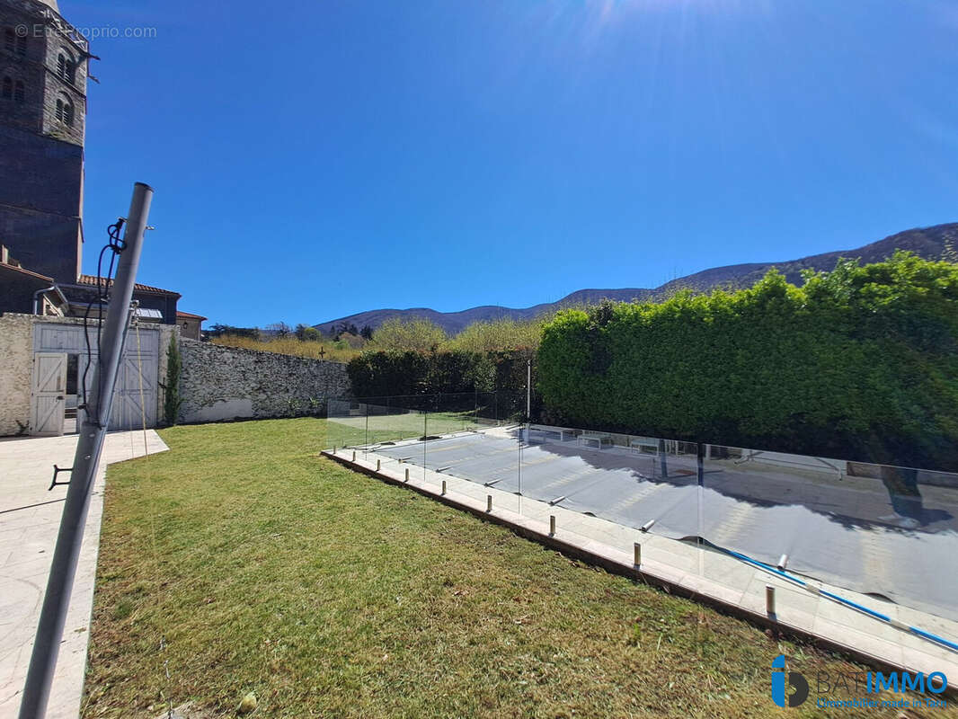 Maison à SAINT-AMANS-SOULT