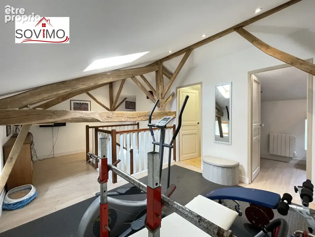 En campagne, belle maison charentaise indépendante en pierre, entièrement restaurée, sur 4800 m2 de terrain - photo 21