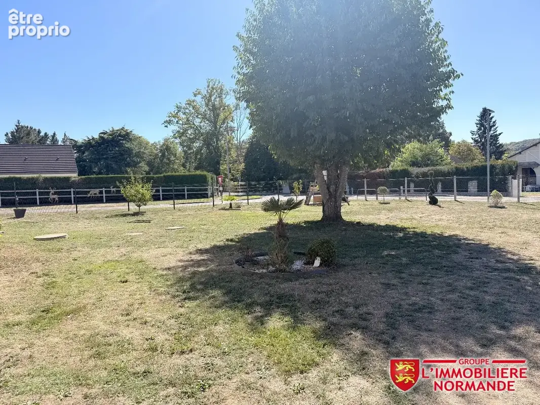 Maison familiale 6 chambres  Terrain de 1 001 m²  DPE C - photo 3