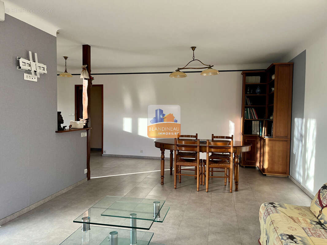 Maison à BOUGUENAIS