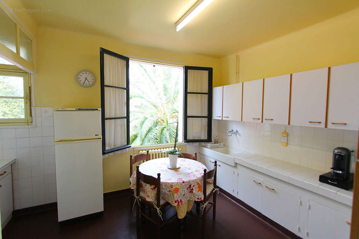 Anglet - biarritz - parc d'hiver  belle villa composée de 3 appartements  garage - abri jardin - photo 8