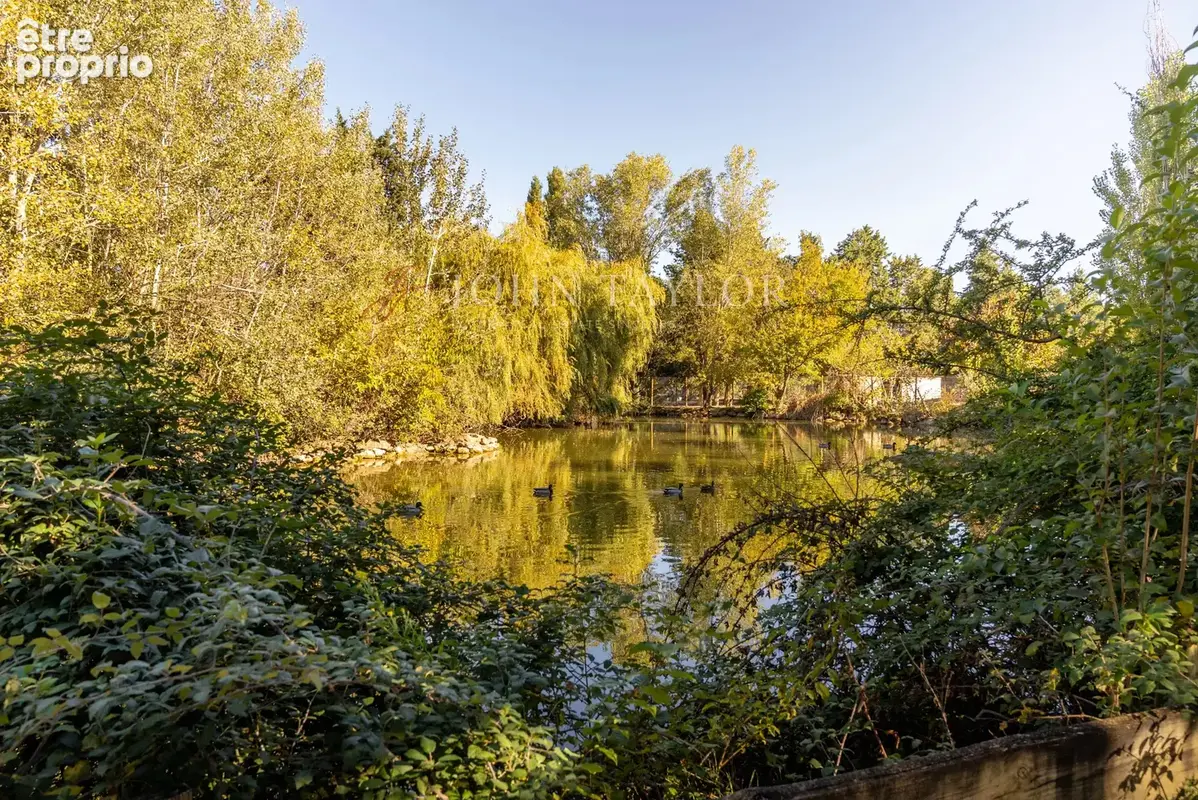 Entre Alpilles et Luberon — domaine arboré de près de six hectares - photo 14