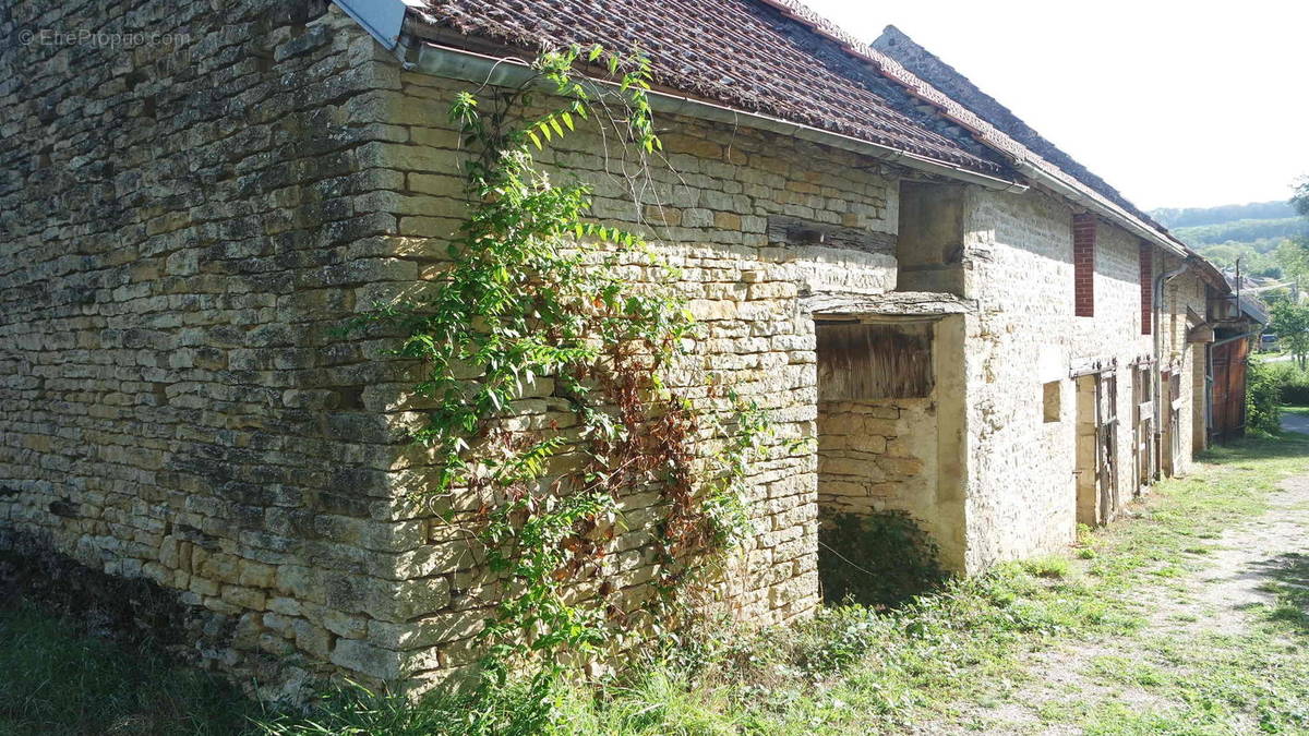 Maison à POUILLY-EN-AUXOIS