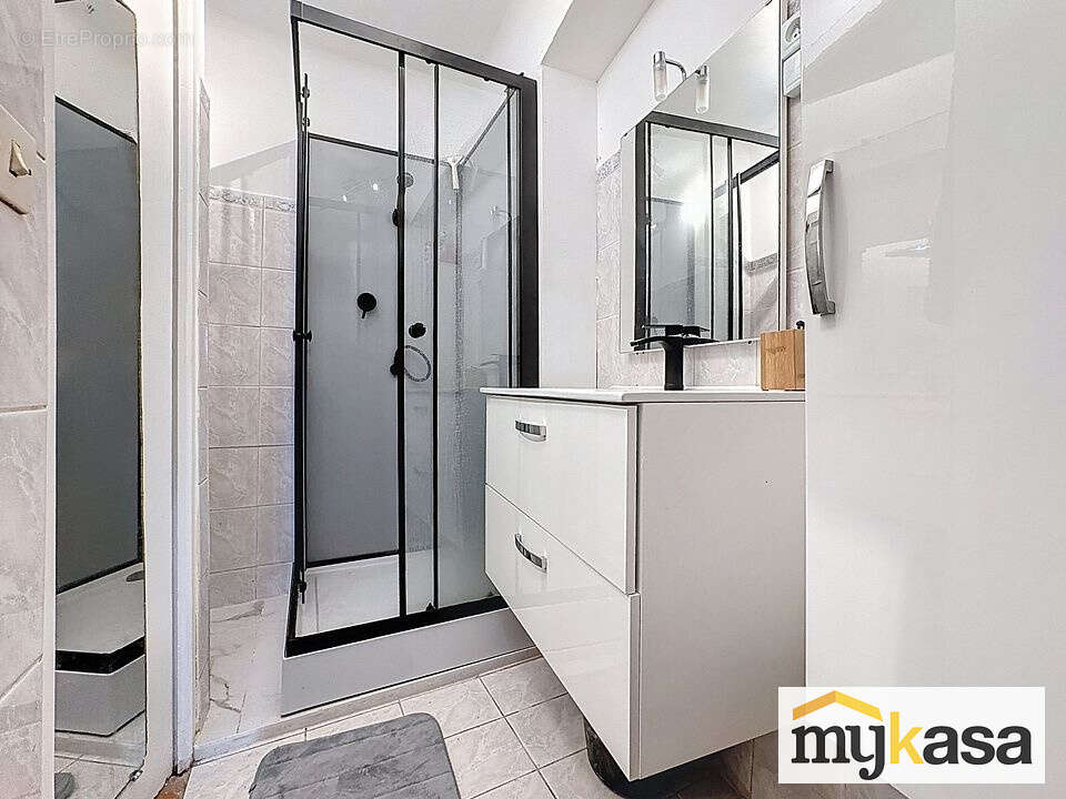 Appartement  T4 Martigues Ferrières 63m2 - photo 6