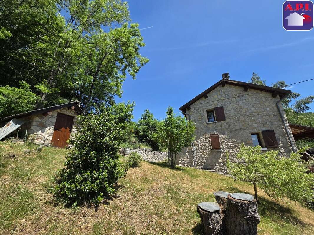 Maison à AX-LES-THERMES