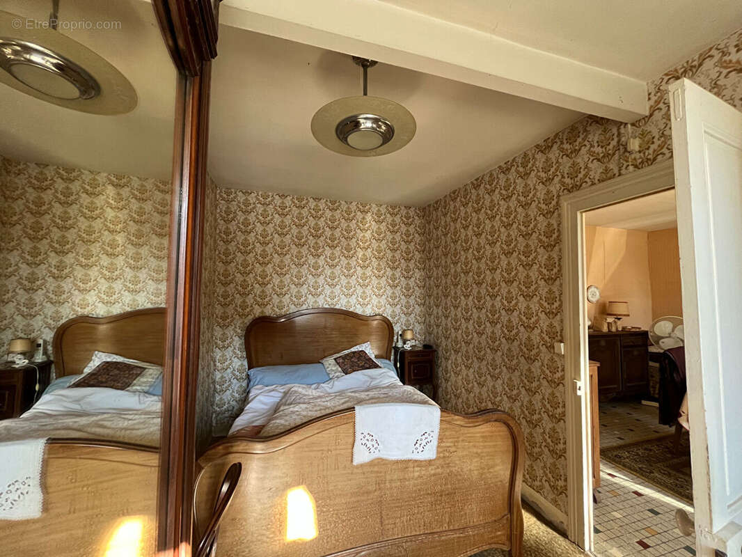 Maison à AUBIGNY-SUR-NERE