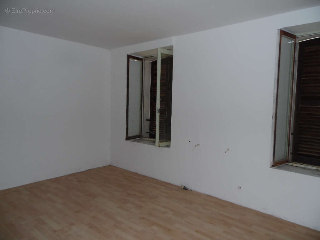 Maison à SENONES
