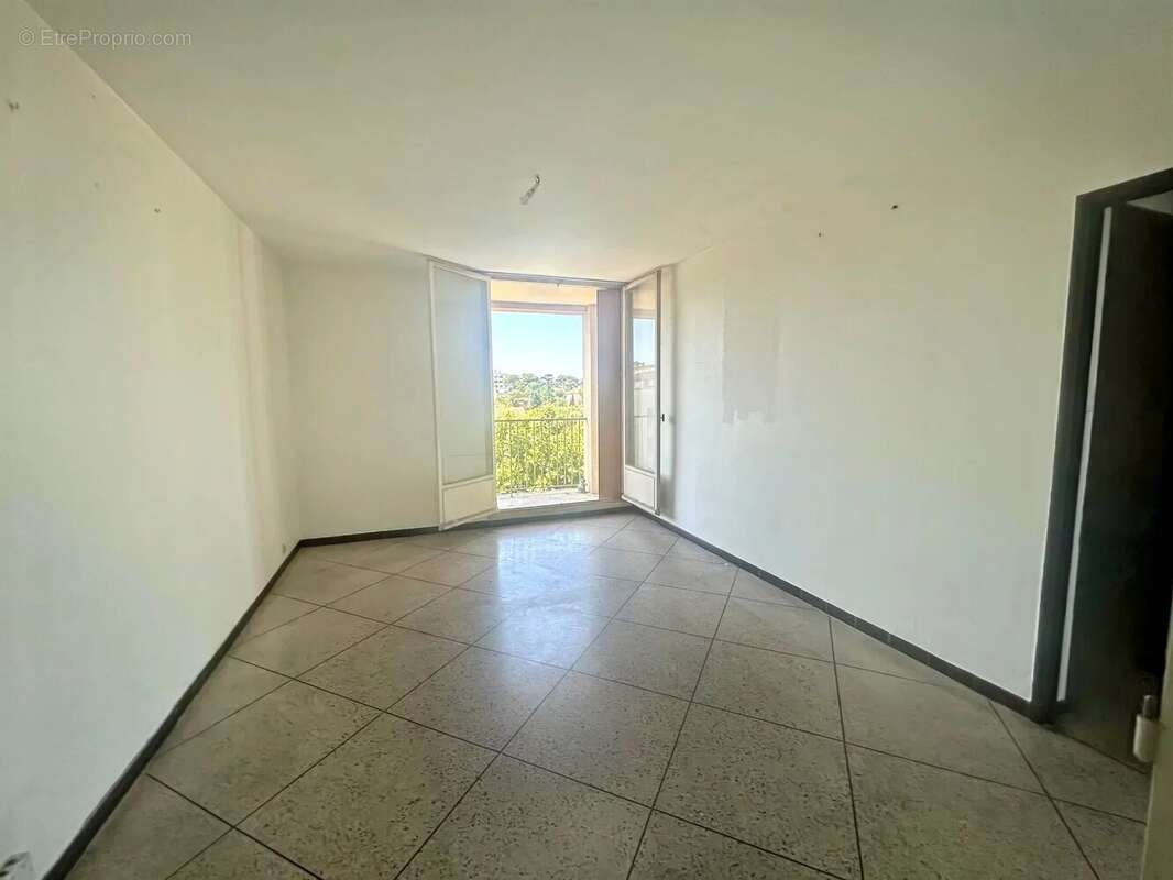 Appartement à MARSEILLE-10E