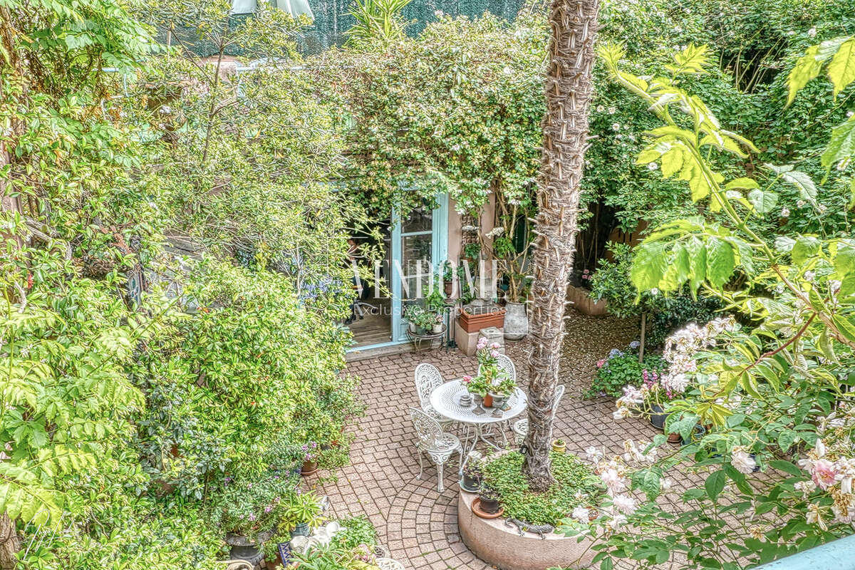 Maison à PARIS-18E