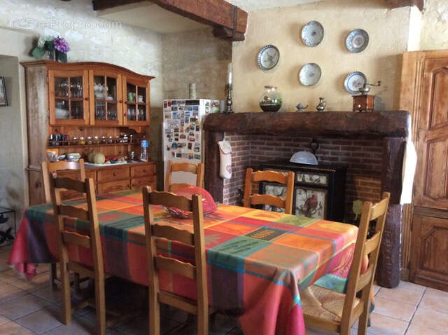 Maison à MAUVEZIN