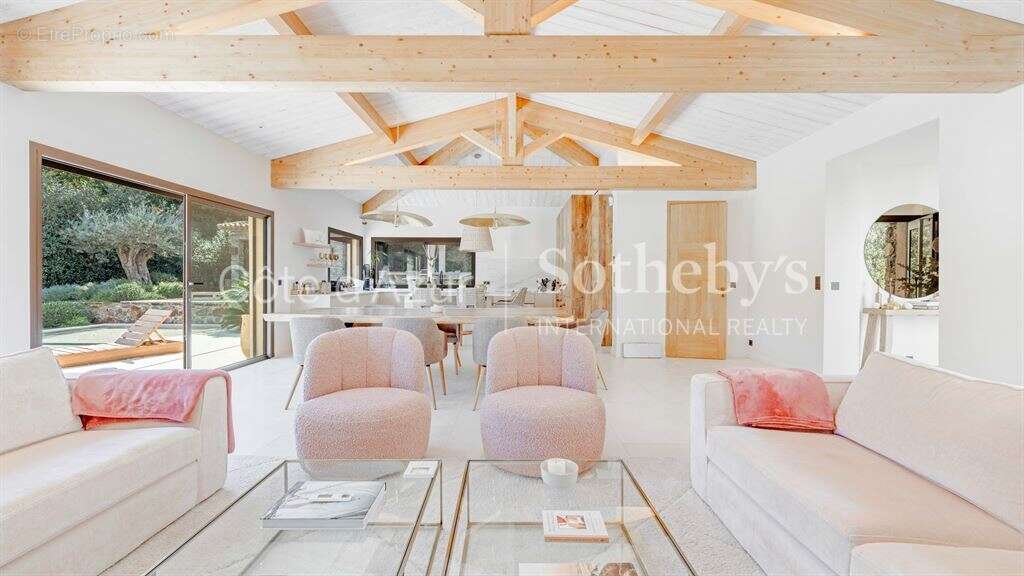 Maison à RAMATUELLE