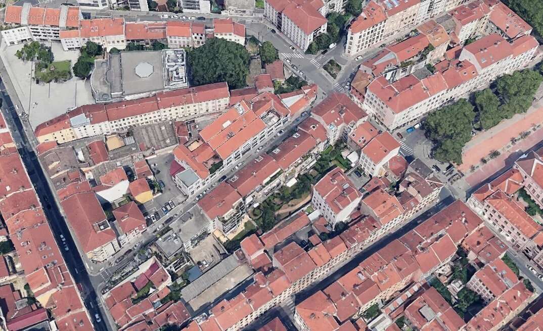 Maison à LYON-4E