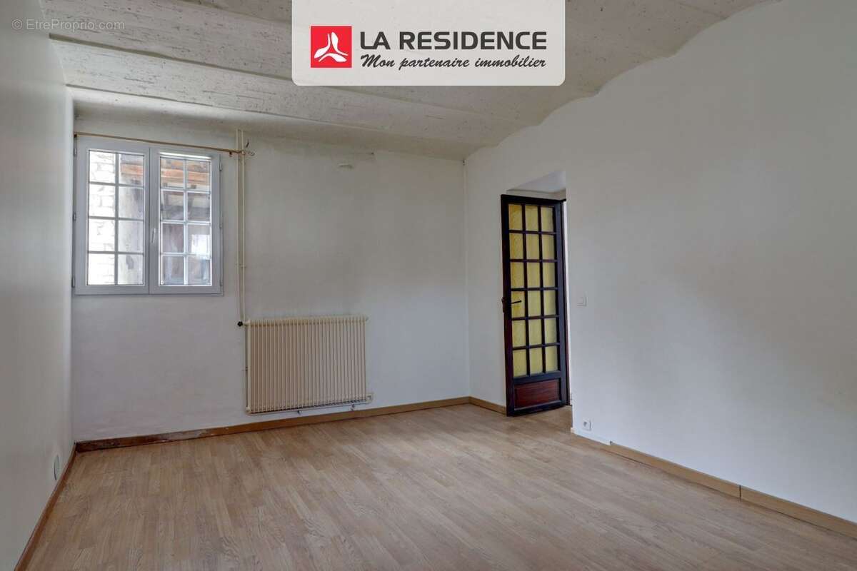 Appartement à MAREIL-SUR-MAULDRE