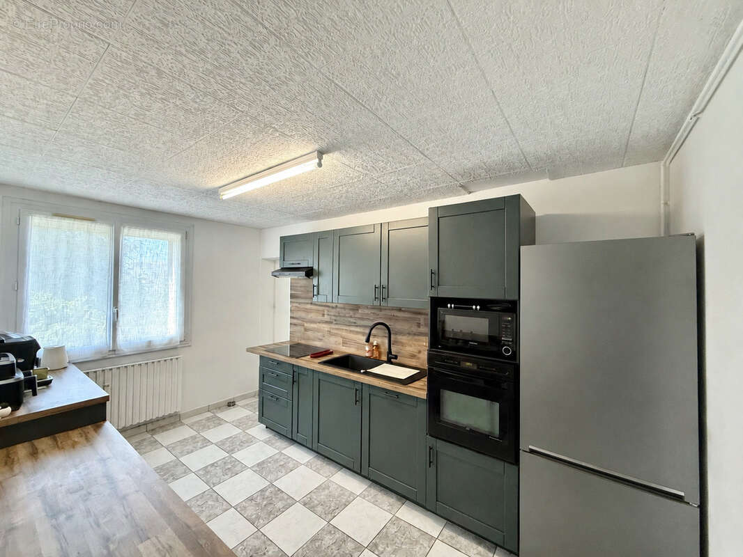 Appartement à BOURG-LES-VALENCE