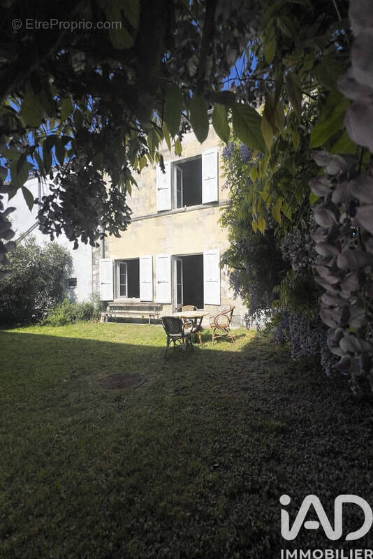 Photo 1 - Maison à BREUILLET