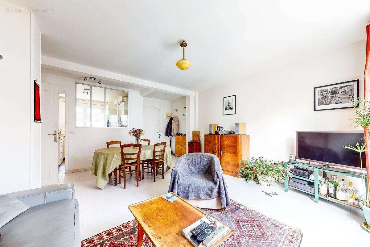 Appartement à PARIS-19E