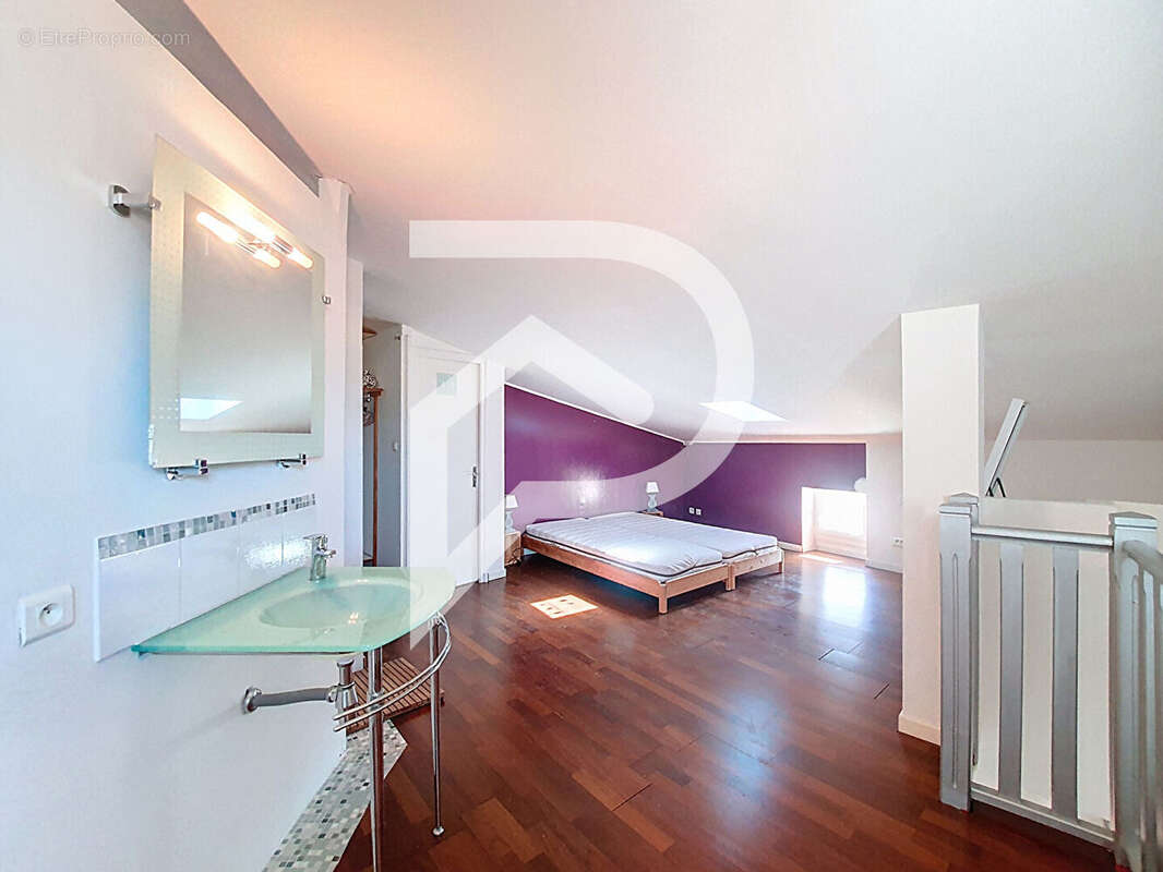 Appartement à MONTELIMAR