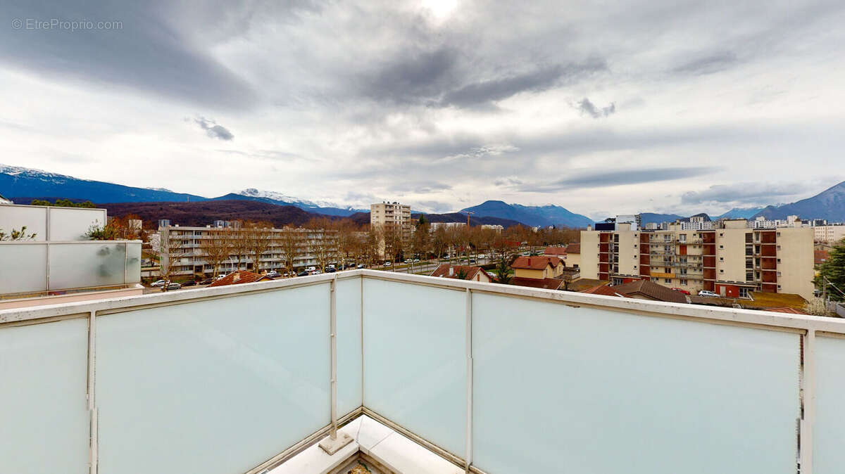 Appartement à ECHIROLLES