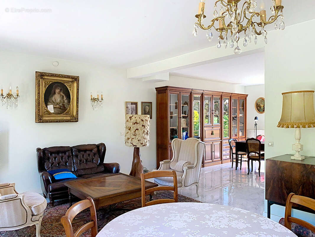 Maison à MAULE