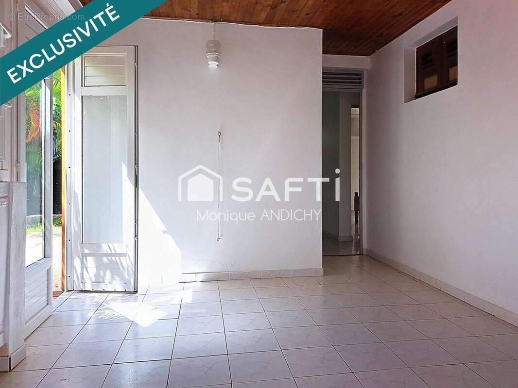 Photo 5 - Maison à RIVIERE-PILOTE