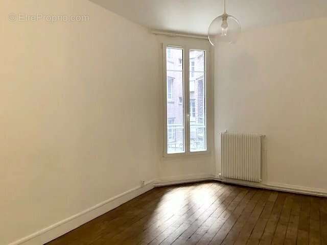 Appartement à CLICHY