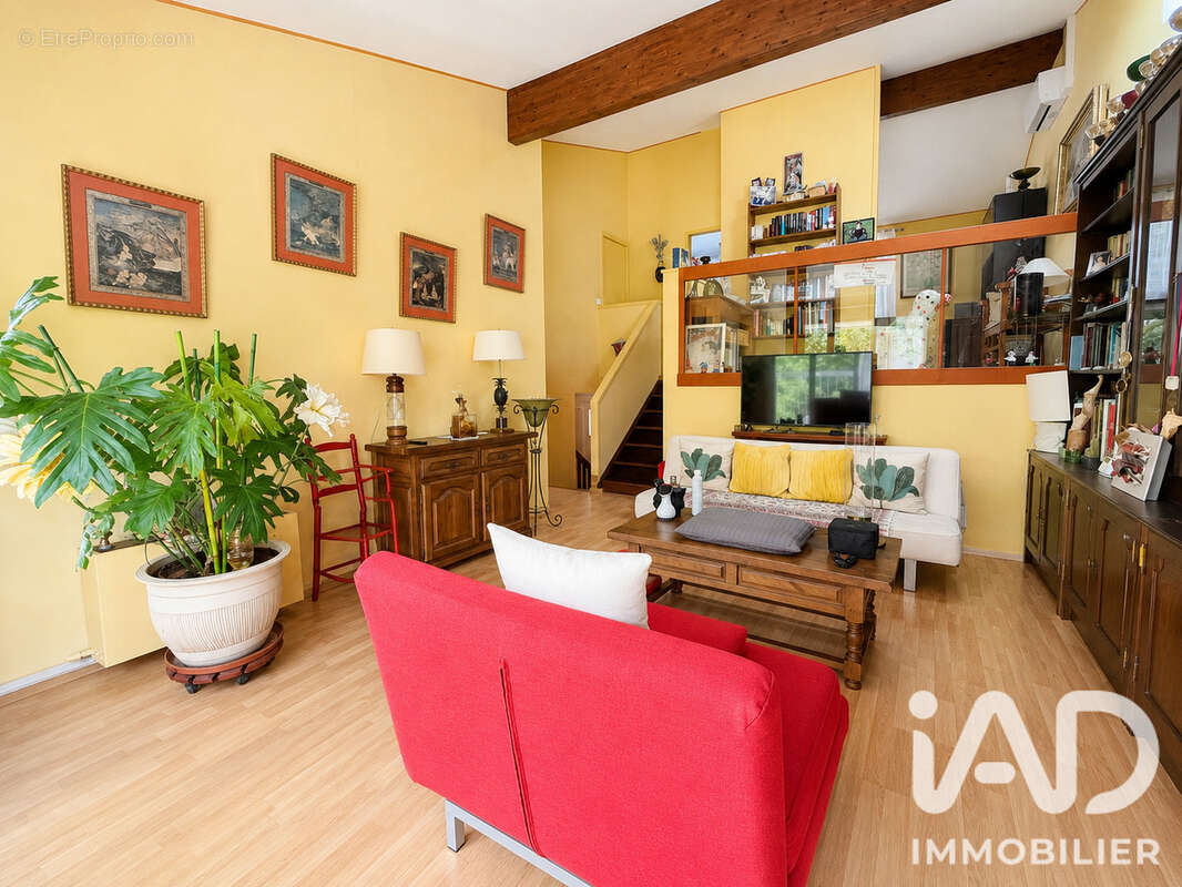 Maison 95 m² à Torcy  - photo 2