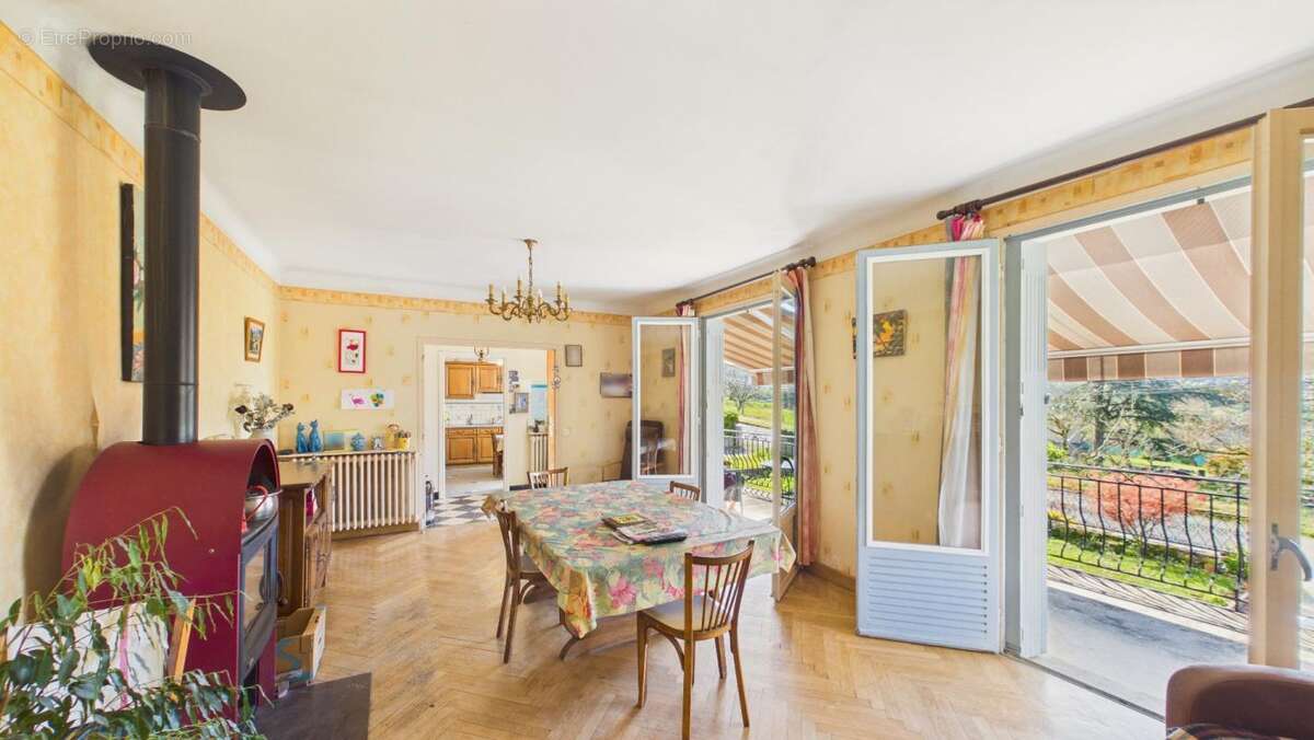 Maison à CAJARC