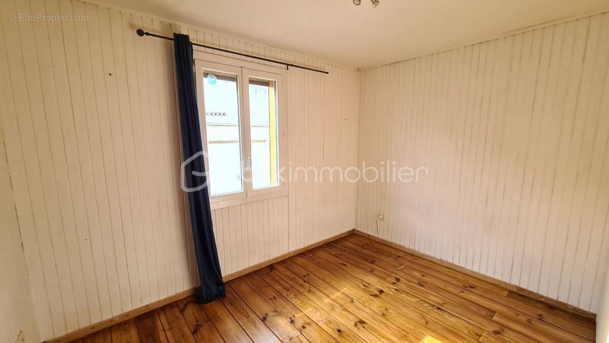 Commerce à BOUILLARGUES