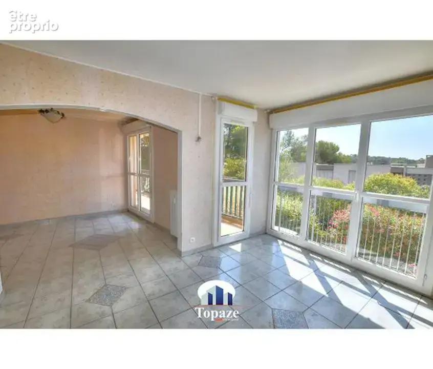 Appartement 4 pièces 91 m² à vendre à Saint-Raphael (83700) - photo 3