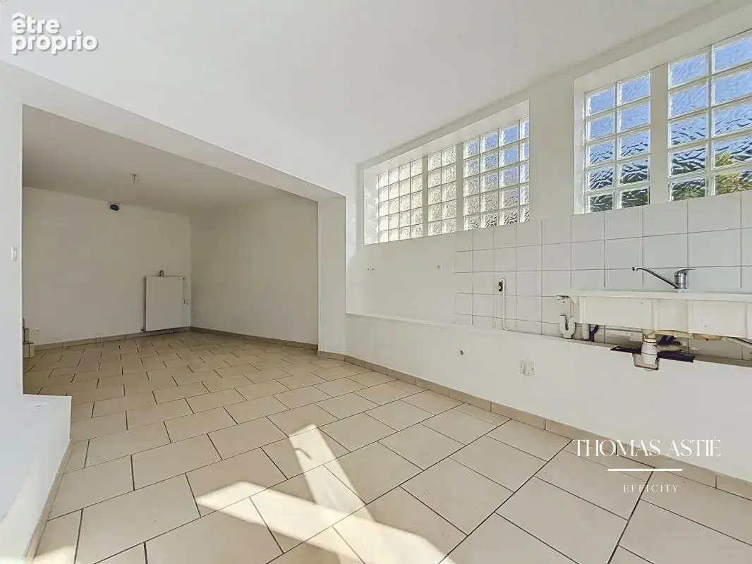 Appartement 6 pièces 94 m² à vendre à Saumur (49400) - photo 6
