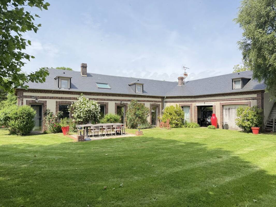 Maison à BERNAY