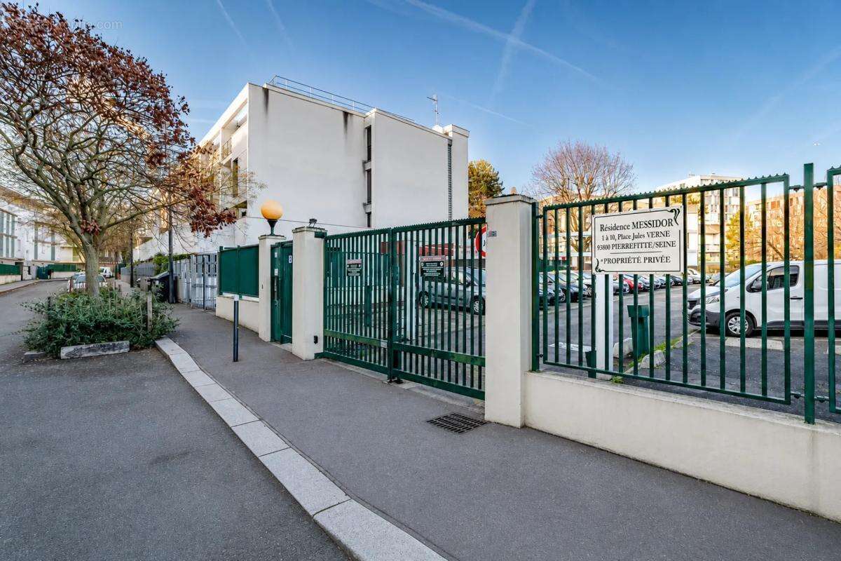 Appartement à PIERREFITTE-SUR-SEINE