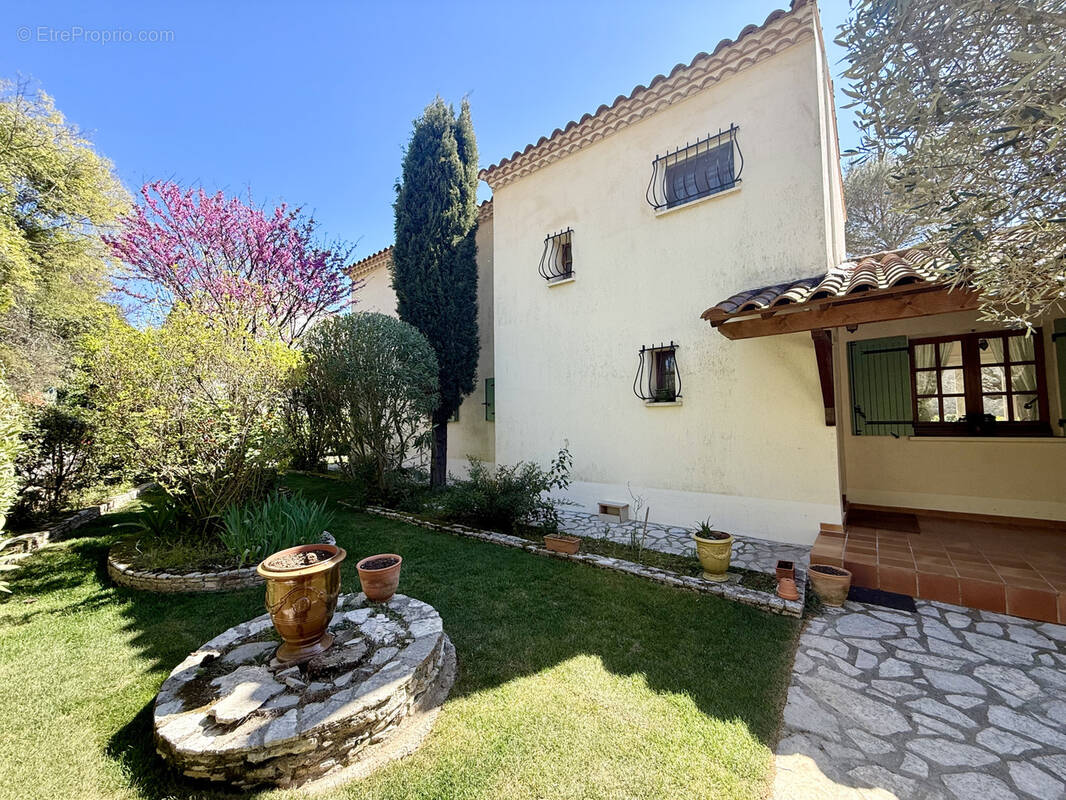 Maison à CASTELNAU-LE-LEZ