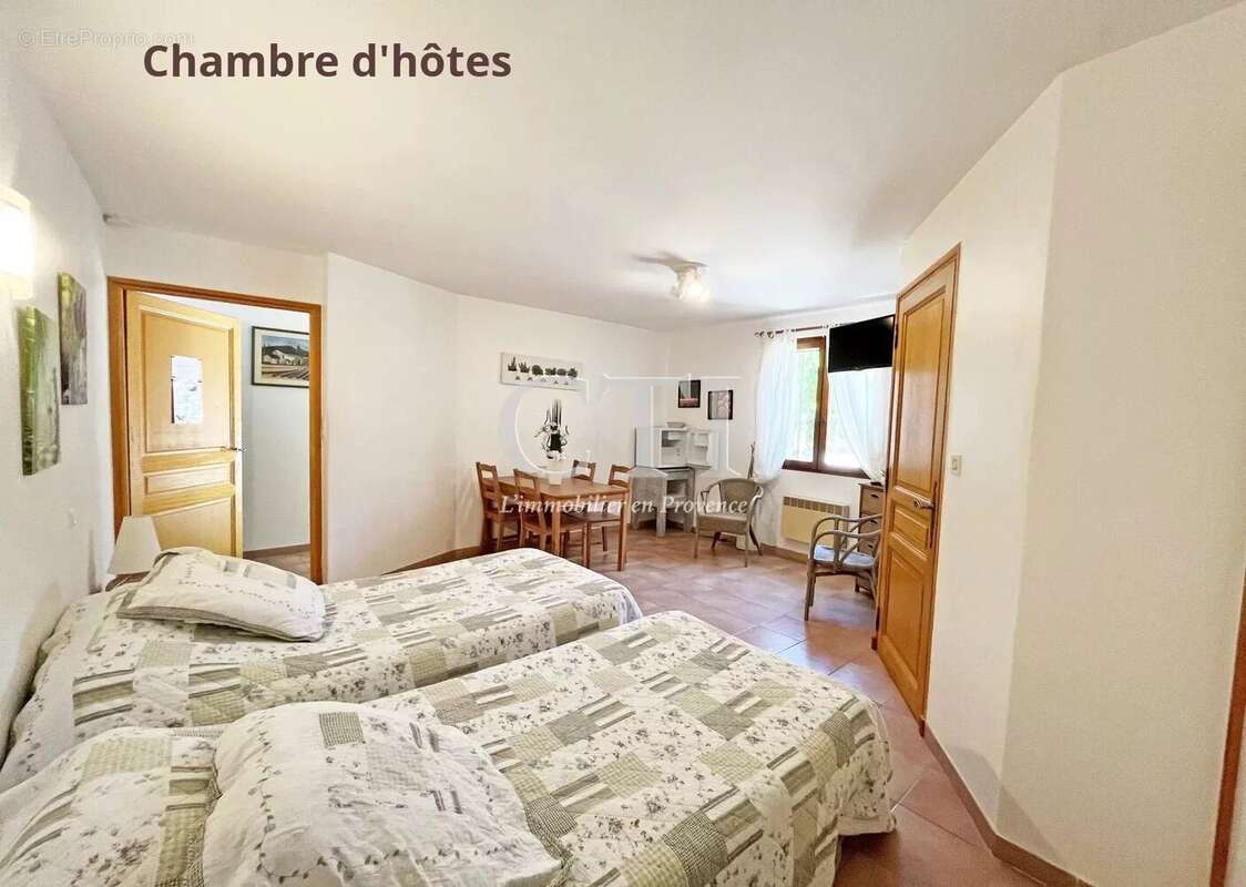 Maison à VAISON-LA-ROMAINE