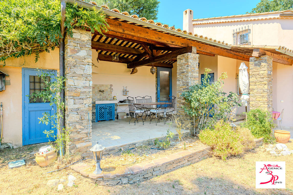 Maison à COLLOBRIERES