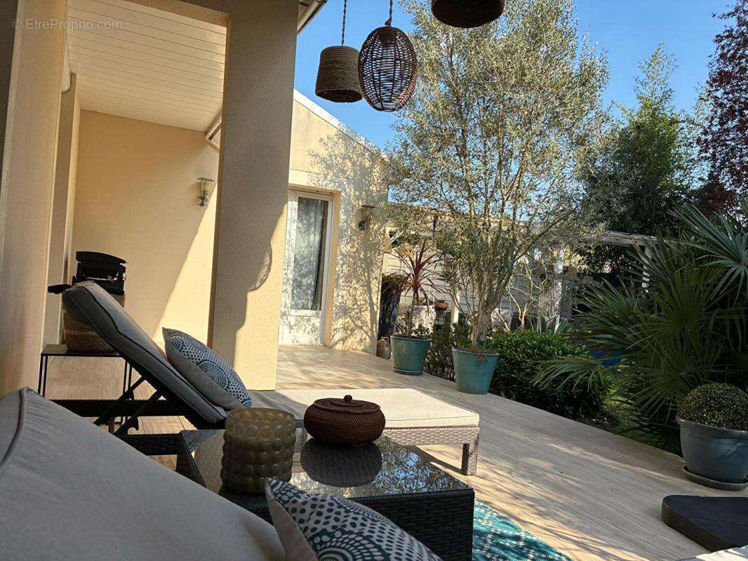 Maison à VERNEUIL-SUR-SEINE