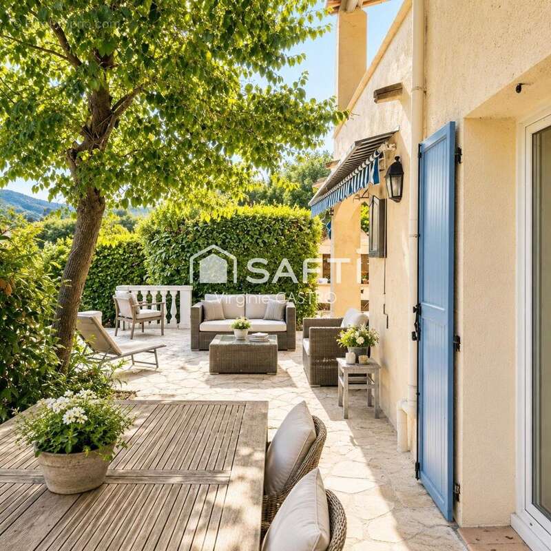 Photo 2 - Maison à MANDELIEU-LA-NAPOULE