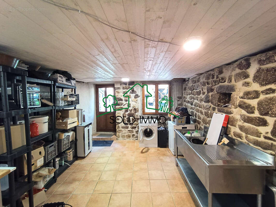 Maison traditionnelle de 145 m2 sur la commune de Juvinas 07600 - photo 7