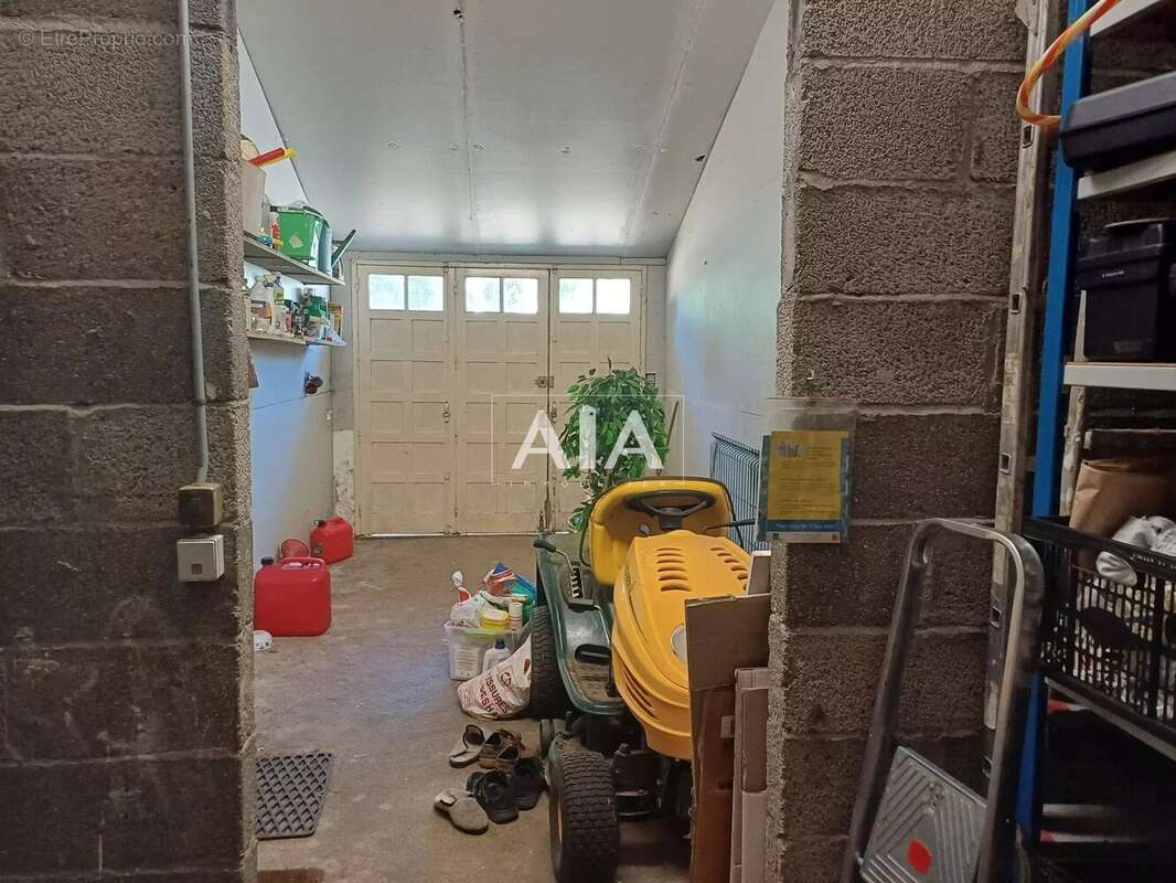 Maison à SAINT-PIERRE-D&#039;EXIDEUIL