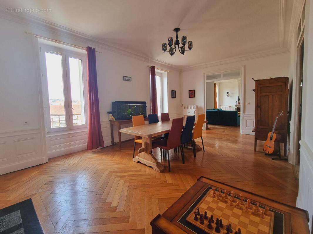 Appartement à VILLEFRANCHE-SUR-SAONE