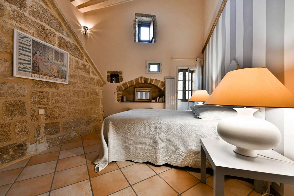 Maison à UZES