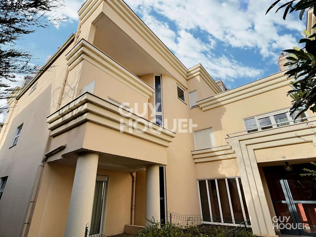 Appartement à ROSNY-SOUS-BOIS