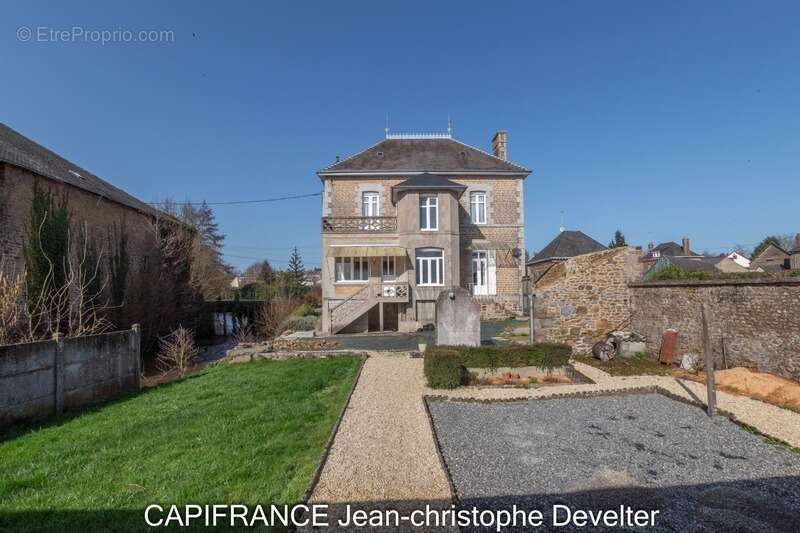 Maison à GORRON