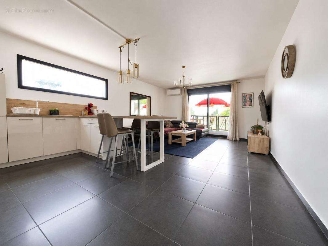  Exclusivité – Superbe 3 pièces avec terrasse sans vis-à-vis, box fermé et prestations haut de gamme – Antigone / Montpellier  - photo 7