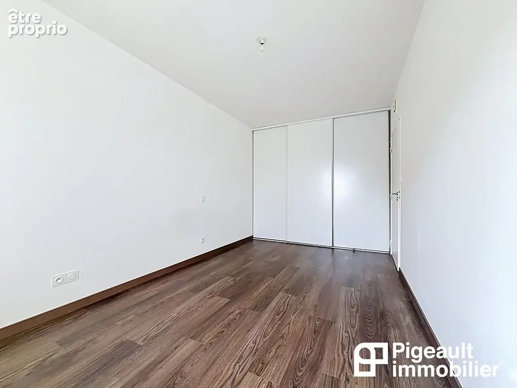 Saint Jacques De La Lande/Courrouze  - Appartement T2 - photo 5